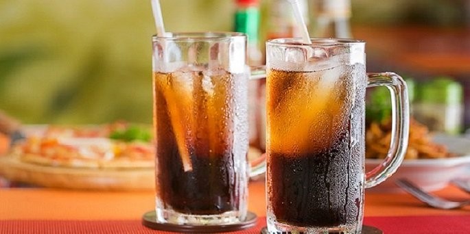Các loại đồ uống có ga kích hoạt các phản ứng viêm xương tái phát