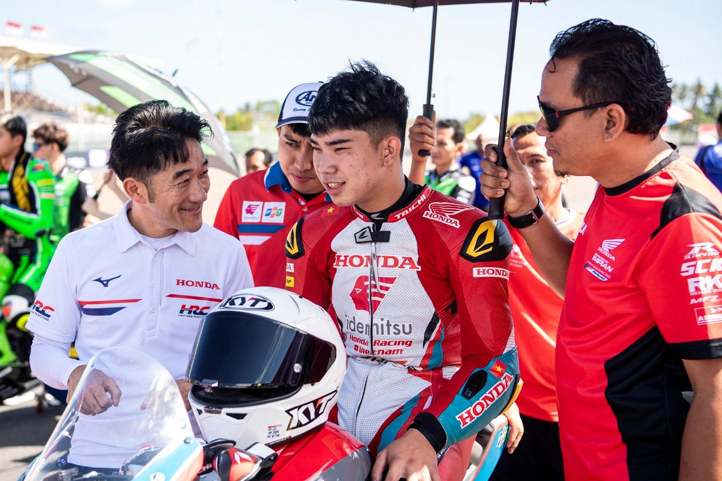 Honda Racing Vietnam vượt qua chặng đua nhiều biến động tại Mandalika - 3