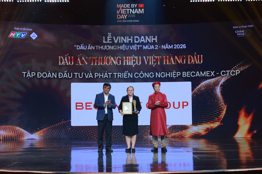 Tập đoàn Đầu tư và Phát triển Công nghiệp Becamex nhận danh hiệu "Dấu ấn Thương hiệu Việt hàng đầu" tại sân khấu Made by Vietnam 2026