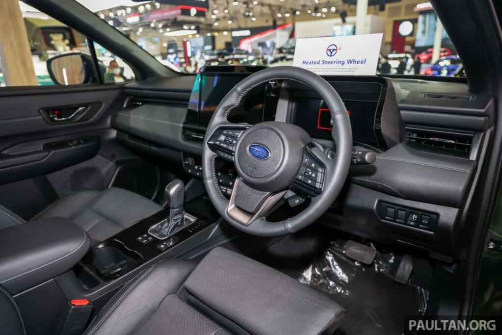 Khoang lái của Subaru Outback 2026 được thiết kế lại gần như hoàn toàn.