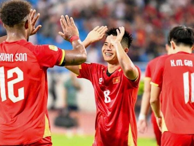 Báo chí Malaysia e ngại sức công phá của hàng công ĐT Việt Nam