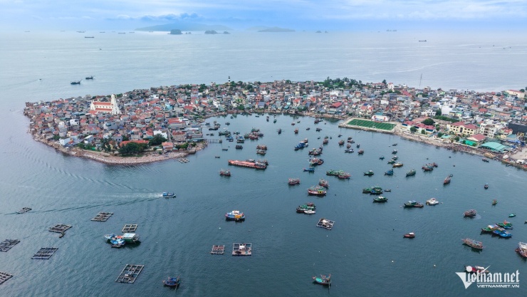 Làng chài Nghi Sơn có vị trí đẹp, đang trở thành điểm đến hút khách du lịch