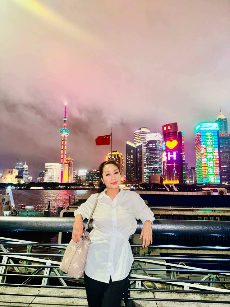Ảnh sao 13/8: Phương Oanh được khen ngày càng xinh đẹp - 10