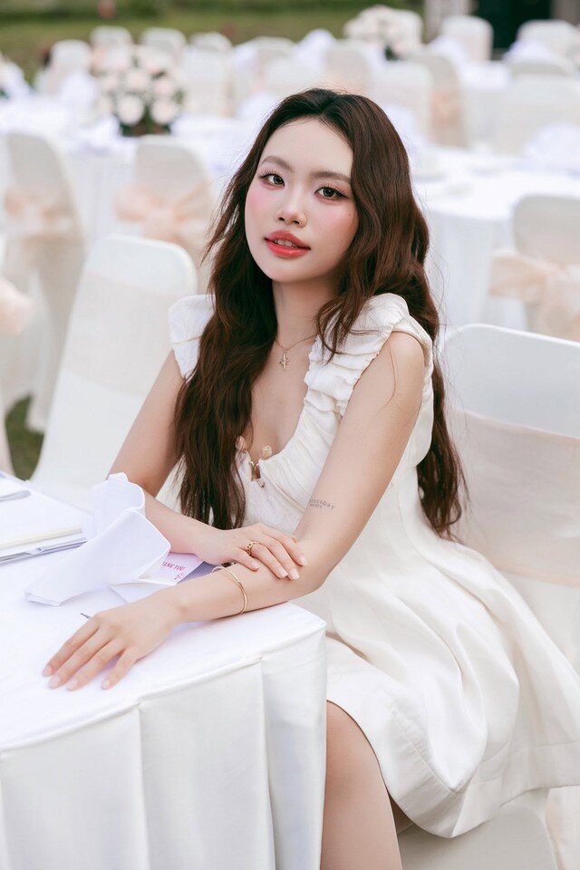 Hình ảnh ở tuổi 23 của Phương Mỹ Chi.