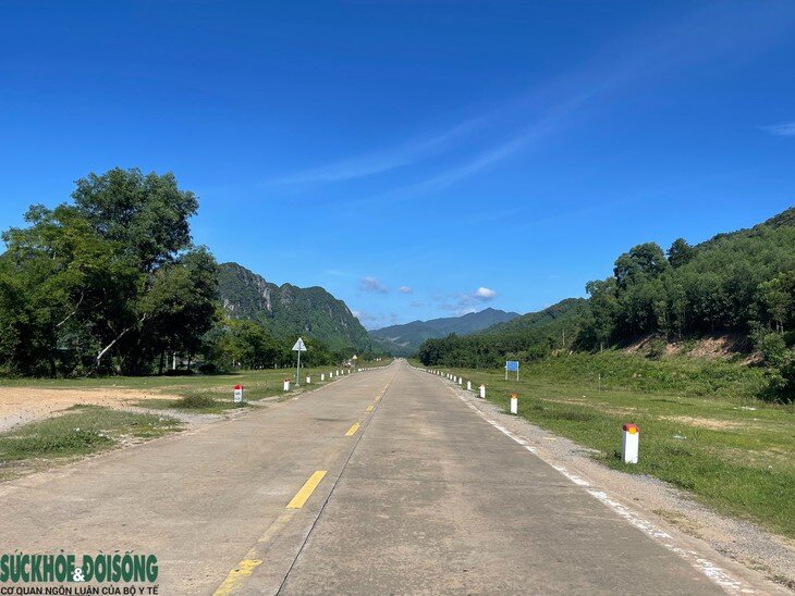 Sân bay dã chiến Khe Gát. Ảnh: Hùng Trần