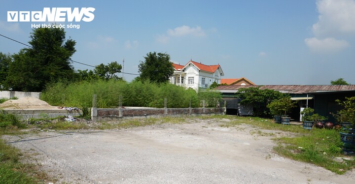 Khu chợ xây trên đất lúa ở Quảng Ninh, bị xử phạt và truy thu gần 6 tỷ đồng - 6