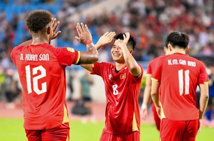 Báo chí Malaysia e ngại sức công phá của hàng công ĐT Việt Nam - 2