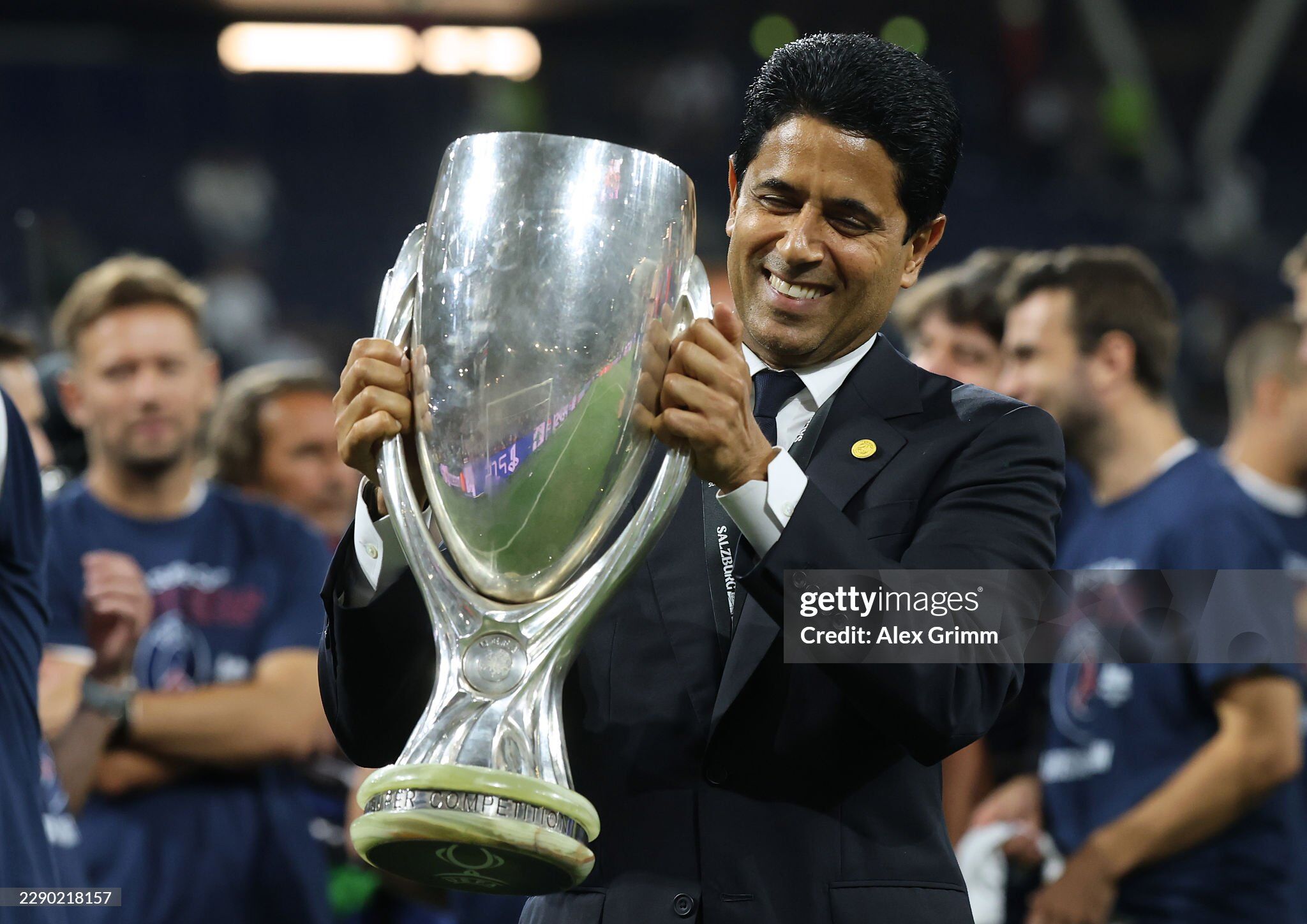 Chủ tịch Nasser Al-Khelaifi không giấu nổi sự vui mừng
