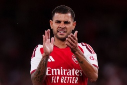 Arsenal chưa "nóng máy" trước đại chiến Man City, Guimaraes gieo hy vọng