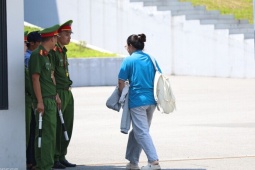 An ninh nghiêm ngặt trước kỳ thi lại tốt nghiệp ở Tuyên Quang