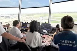 Vụ sân bay Tân Sơn Nhất bị uy hiếp: Đáng bàn không chỉ là UAV?