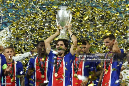 PSG giành Siêu cúp châu Âu: Thầy trò Enrique "bật tung cảm xúc", tỷ phú cười mãn nguyện