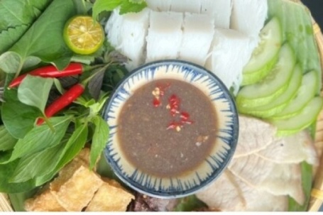 Sau khi ăn bún đậu mắm tôm, uống gì là tốt nhất?