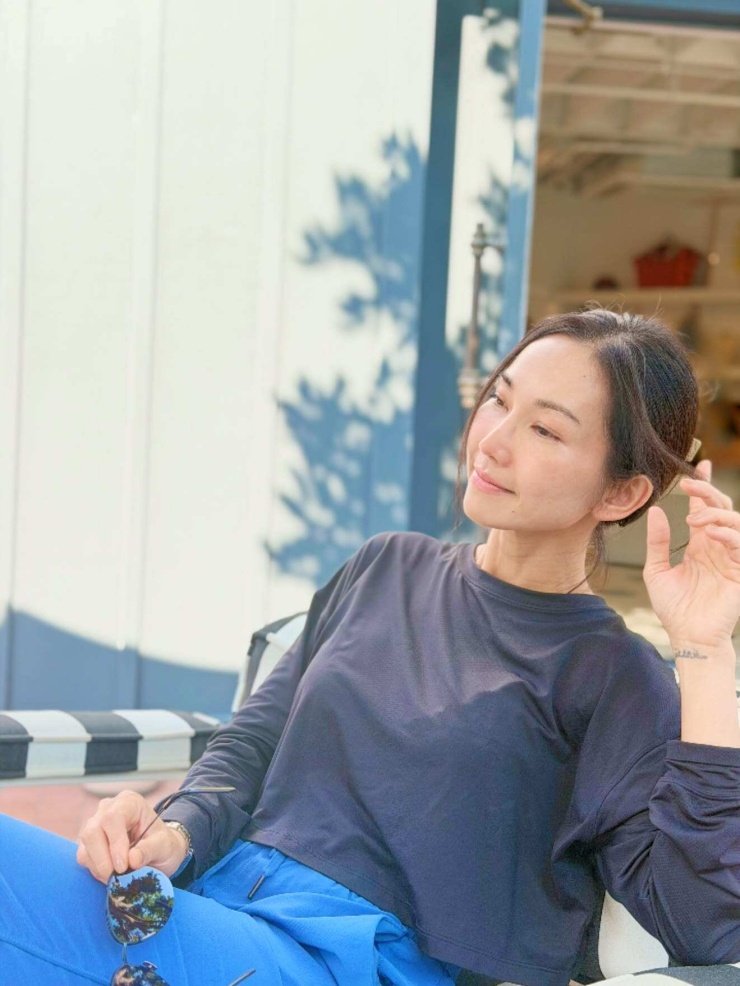 Ảnh sao 14/8: Trấn Thành nhìn bà xã Hari Won đắm đuối - 3