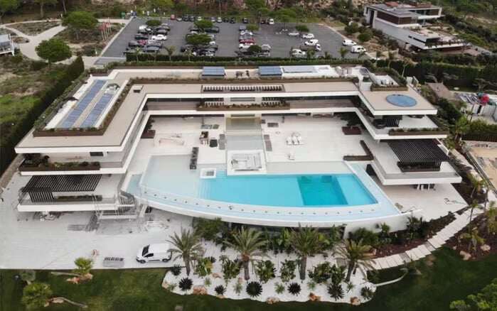 Dinh thự của Cristiano Ronaldo ở Cascais, Bồ Đào Nha. Ảnh: Semana