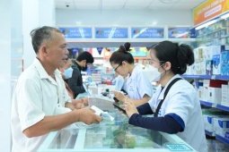 Đồng hành giảm gánh nặng do Covid-19: Long Châu mở rộng lựa chọn giải pháp điều trị mới từ Hoa Kỳ cho bệnh nhân có nguy cơ diễn tiến nặng