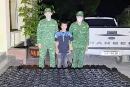 Thuê cửu vạn luồn rừng đưa khí cười qua biên giới