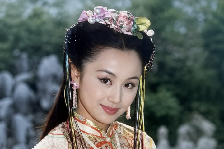 'Đệ nhất mỹ nhân cổ trang' phải cắt dạ dày vì ung thư 13 năm trước giờ ra sao?
