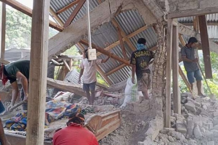 Động đất mạnh kinh hoàng khiến 38 người thiệt mạng ở Indonesia