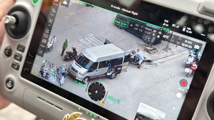 Các trường hợp vi phạm giao thông có thể bị UAV ghi lại từ trên cao, hỗ trợ lực lượng chức năng xác minh, xử lý. (Ảnh Thành Long)