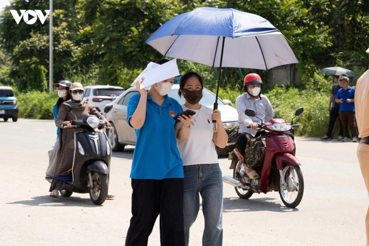 Sau bài thi tự chọn sáng 15/8, một số thí sinh cho biết lựa chọn môn thi phù hợp với năng lực giúp giảm áp lực