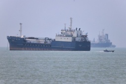 Iran đáp trả tuyên bố của ông Trump về eo biển Hormuz