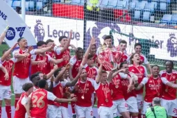 Dự đoán cuộc đua vô địch Premier League 2026/27: Arsenal bỏ xa phần còn lại