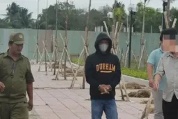 Người phụ nữ giả vờ hẹn hò, báo Công an bắt kẻ cướp