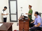 Thanh niên ở Cà Mau bị khởi tố vì 'làm chuyện người lớn' với bé gái