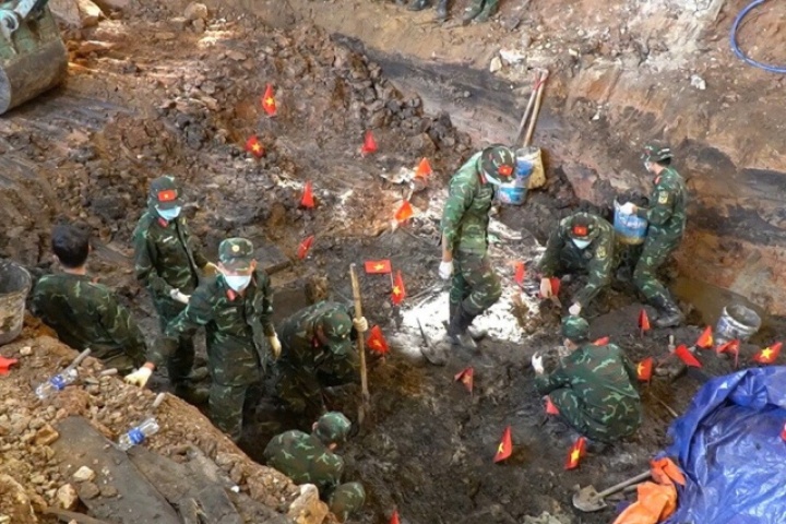 Thêm 24 hài cốt liệt sĩ được tìm thấy tại Công viên Lê Thị Riêng