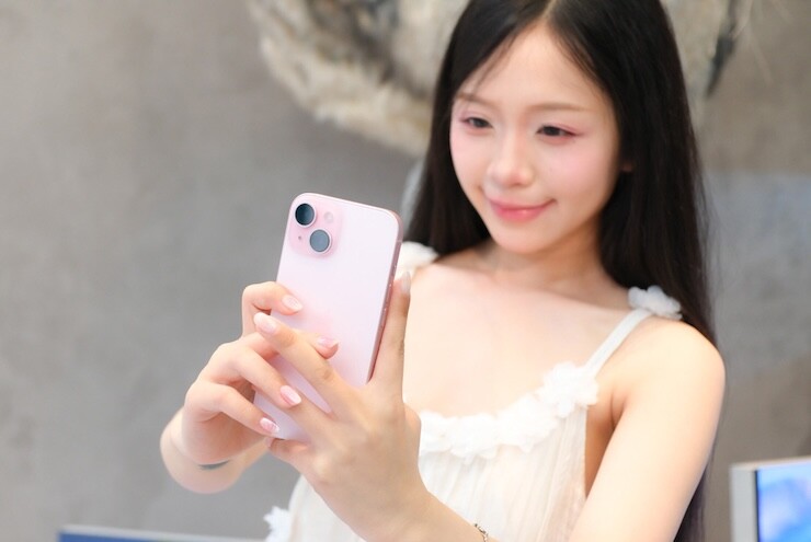 Giá iPhone 15 series giảm thêm tới 2,4 triệu đồng, chỉ còn 2 lựa chọn