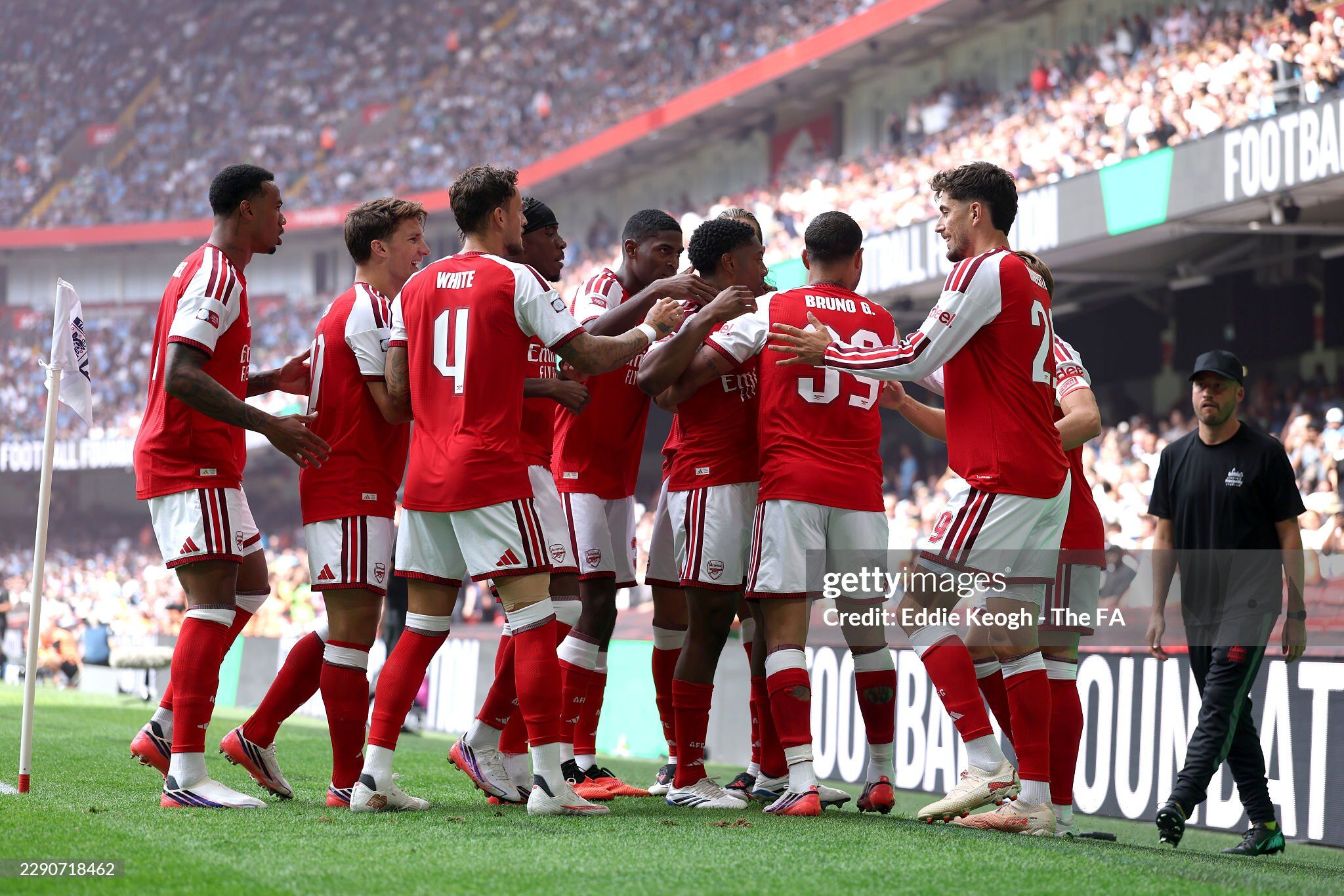 Trực tiếp bóng đá Arsenal - Man City: "Pháo thủ" thong dong cuối trận (Hết giờ) - 1