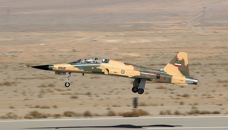 Qatar bác tin bắt giữ phi công Iran, thêm tàu bị tấn công ở Hormuz - 1