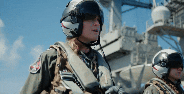 Một thủy thủ trên tàu sân bay USS Abraham Lincoln nói với người thân rằng anh đã 3 tháng không có sữa uống.
