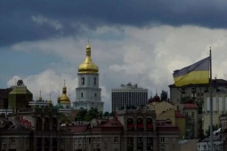 Người dân Ukraine được khuyến cáo tích trữ lương thực đủ dùng ít nhất hai tháng