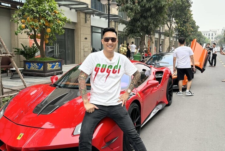 Vụ Huấn Hoa Hồng: Chiêu trò né thuế, livestream