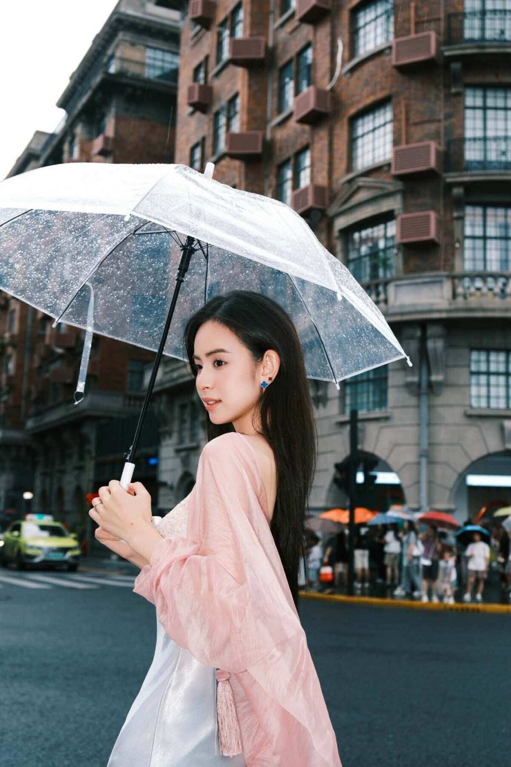 Ảnh sao 17/8: Lê Phương về Lâm Đồng thăm quê chồng - 13