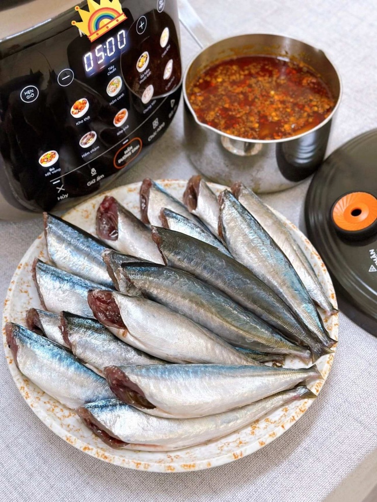Loại cá rẻ tiền, chắc thịt, ngọt đậm, giúp chắc xương, sáng mắt, bổ tim, kho cá cách này thơm phức - 2