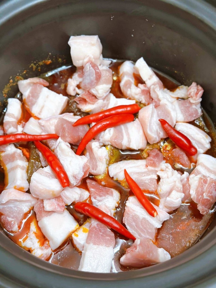 Loại cá rẻ tiền, chắc thịt, ngọt đậm, giúp chắc xương, sáng mắt, bổ tim, kho cá cách này thơm phức - 5