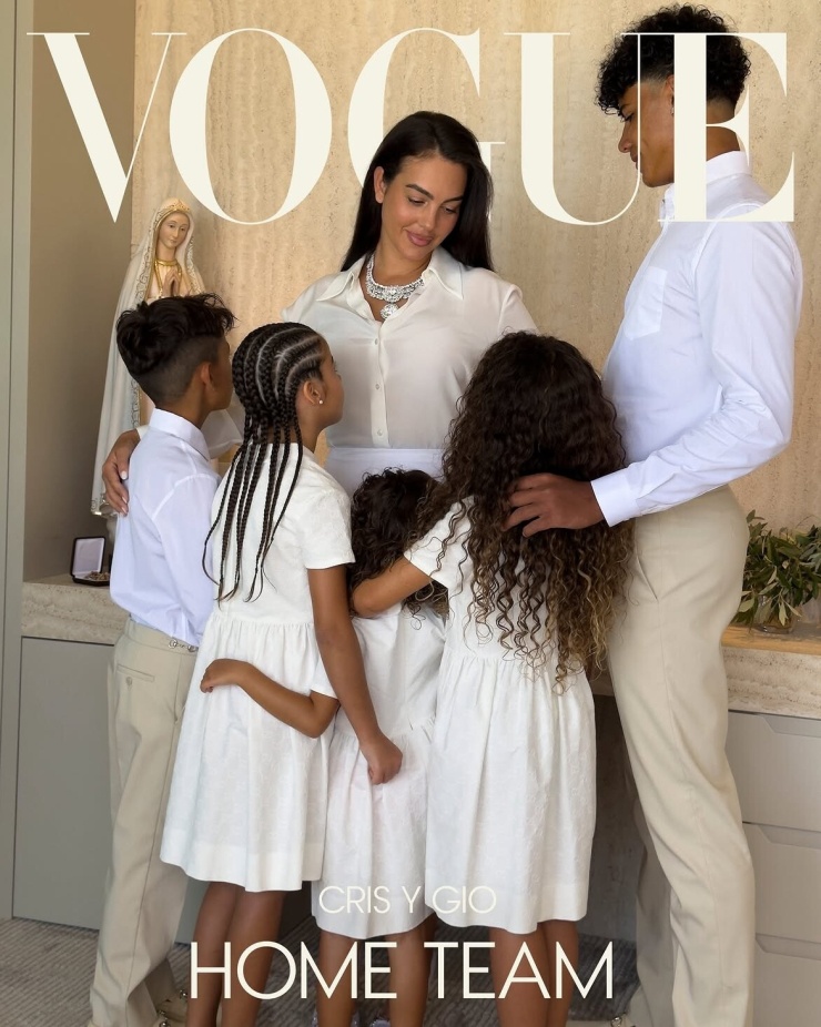 Đám cưới của Ronaldo và Georgina đề cao sự thân mật và những giá trị gia đình. (Ảnh: Vogue)