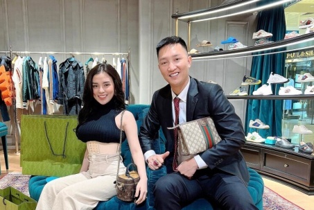 Vợ Huấn Hoa Hồng là ai?