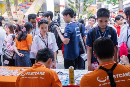FASTCARE: 5 dấu hiệu trên điện thoại HSSV không nên bỏ qua mùa tựu trường