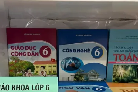 Sách giáo khoa có mẫu bìa khác nhau, dùng được không, nhà xuất bản nói gì?
