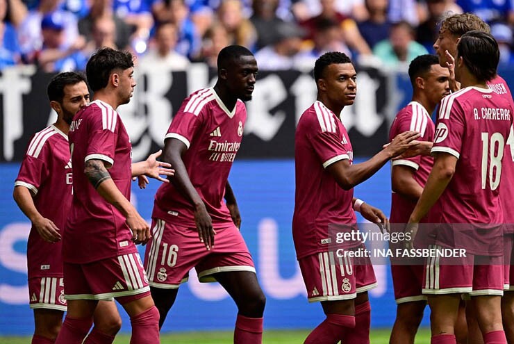 Niềm vui của dàn sao Real Madrid