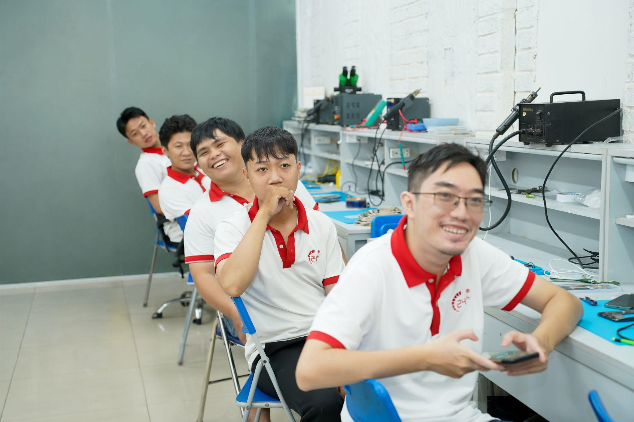 Anh Lê Đức Linh: “Quan trọng không phải sớm hay muộn mà là đã tìm hiểu đủ chưa”