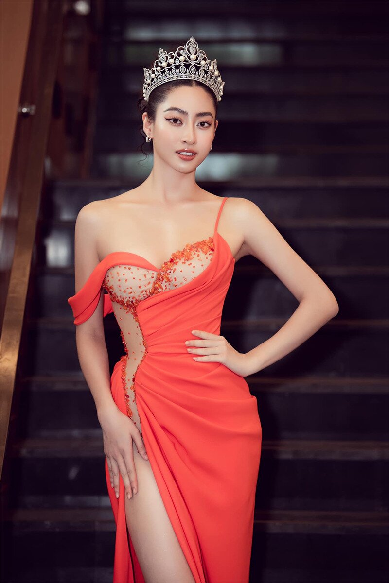 Hoa hậu Lương Thùy Linh.
