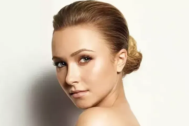 Hayden Panettiere đột tử nghi do sốc thuốc