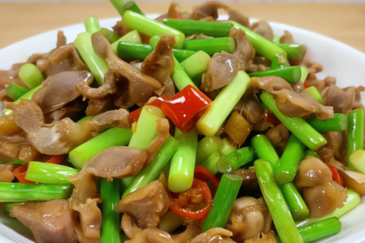 Bộ phận dai giòn, hấp dẫn, giá rẻ, xào nhanh với loại rau kháng viêm, ngọt ngon này thành món thơm phức