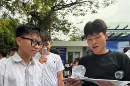 Thi lớp 10 còn hai môn Văn và Toán là 'quay về thời kỳ 30 năm trước'