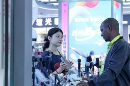 Mạng lưới người Triều Châu thống trị chợ điện tử lớn nhất thế giới